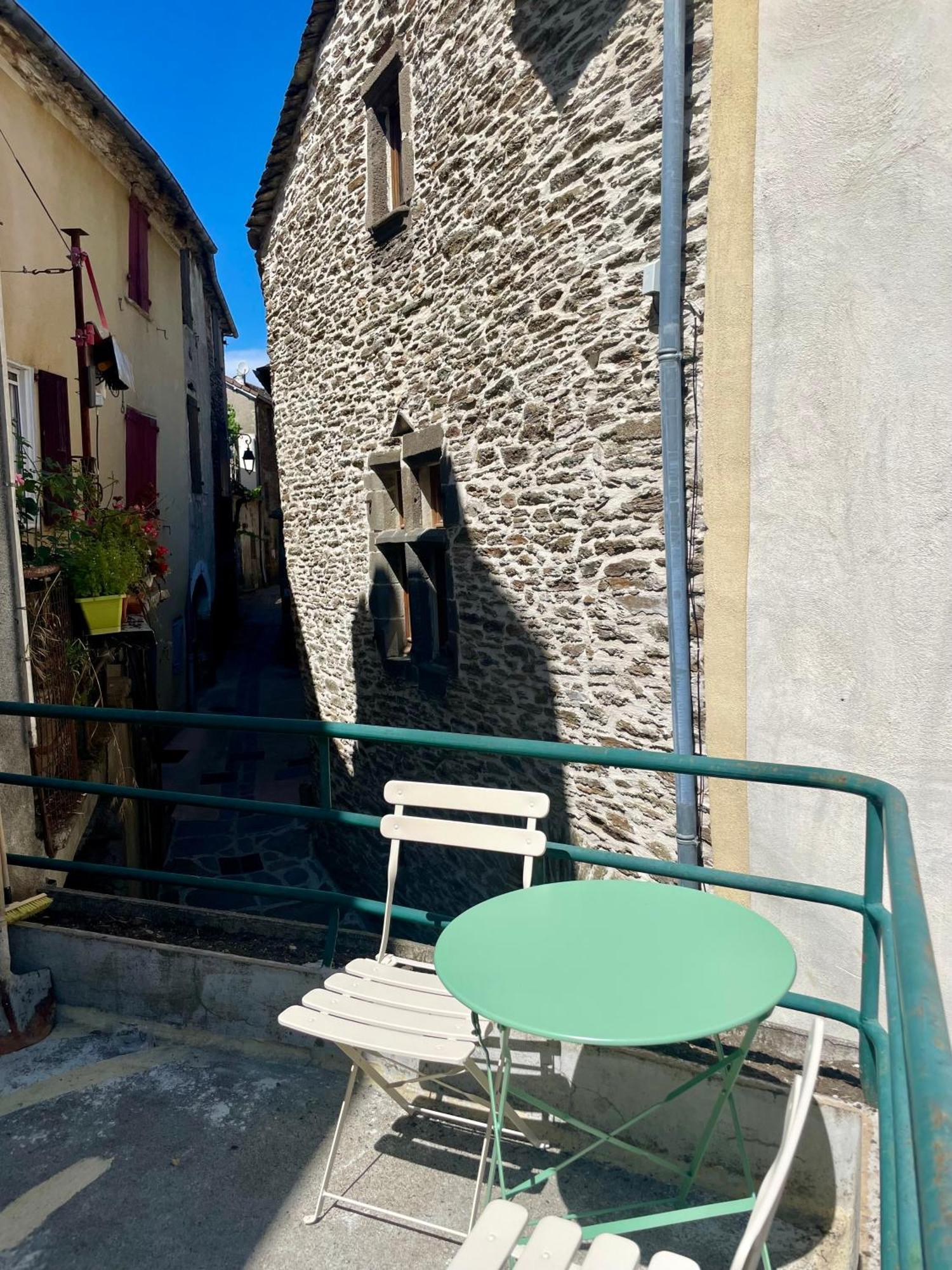 Ferienwohnung T2 Renove Avec Terrasse Au Coeur Des Cevennes Saint-Germain-de-Calberte Exterior foto
